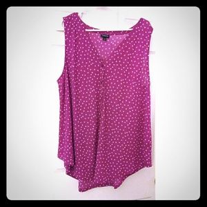 Torrid tank top with ⭐⭐⭐